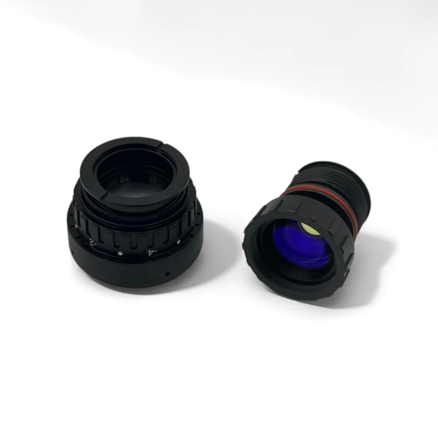 PVS-14 objective lens and eyepiece