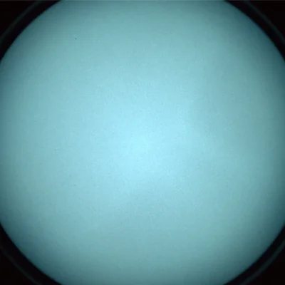 QCNV blank background view showing brightness distribution